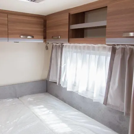 Garda Caravan * 拉齐塞