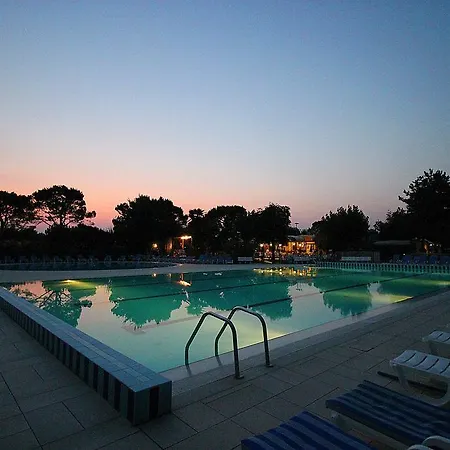 Garda Caravan Campsite Lazise